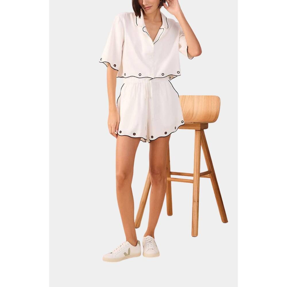 NEW DRESS TO embroidered scallop crop shirt top in off white